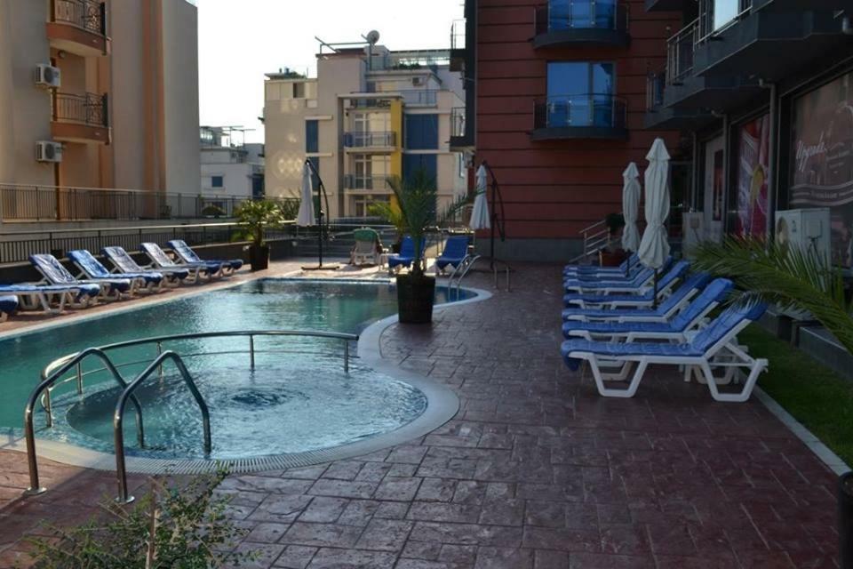 סאני ביץ' Апартамент Cacao Residence מראה חיצוני תמונה